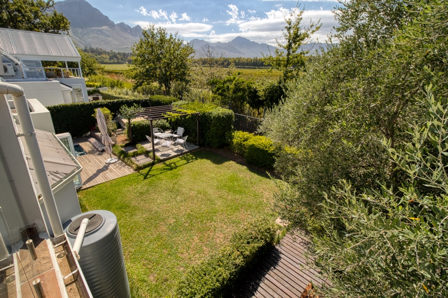 4 Bedroom Property for Sale in Erinvale Golf Estate Western Cape